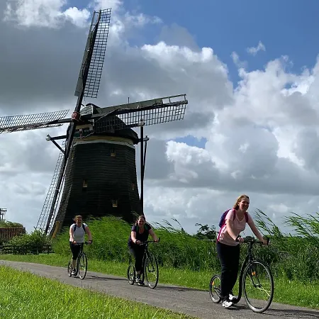 Camping Polderpods of Tipi naast stad - Buitenplaats Molenwei Leidschendam