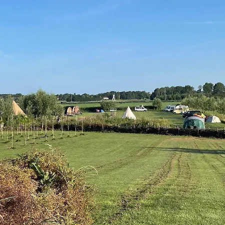 Polderpods Of Tipi Naast Stad - Buitenplaats Molenwei Leidschendam