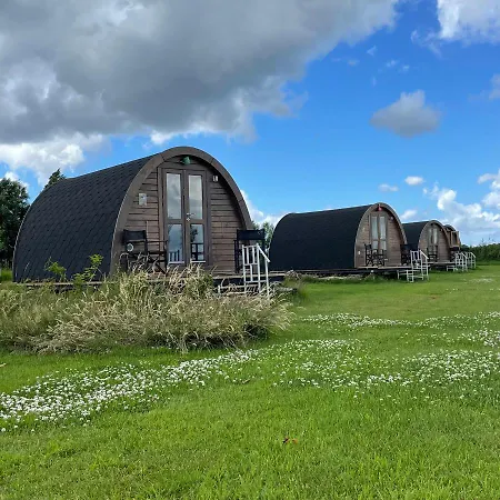 Polderpods of Tipi naast stad - Buitenplaats Molenwei *